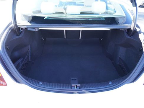 Used 2021 Mercedes-Benz C 300 Sedan image 8