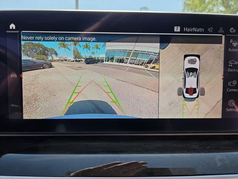 Used 2021 BMW 540i w/ Premium Package image 25