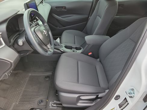 Certified 2026 Toyota Corolla LE FWD image 9