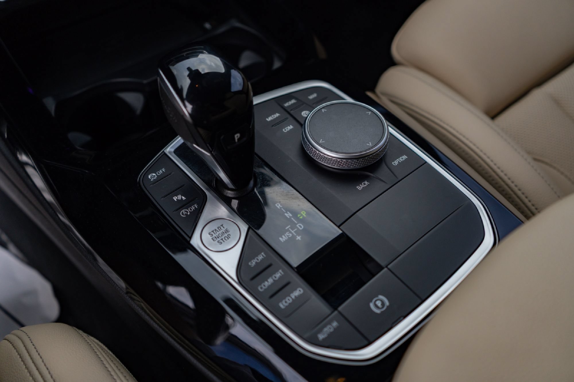 Used 2023 BMW X3 sDrive30i w/ Premium Package w/ZPA RWD image 15