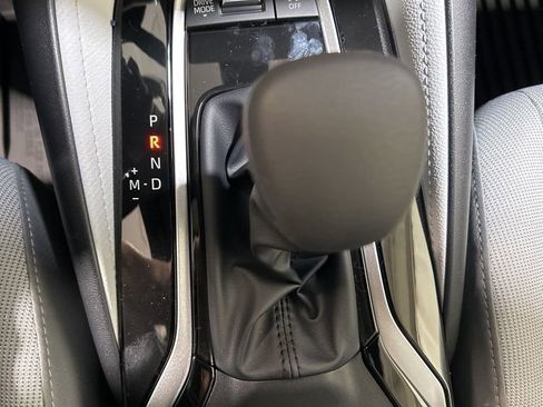 Used 2026 Toyota Corolla SE FWD image 27