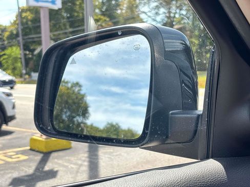 Used 2022 Jeep Grand Cherokee Laredo E w/ Security & Convenience Group image 26