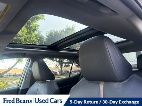 Used 2018 Toyota Camry XLE w/ Driver Assist Package FWD image 27