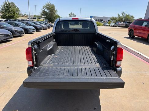 Used 2019 Toyota Tacoma SR RWD image 10