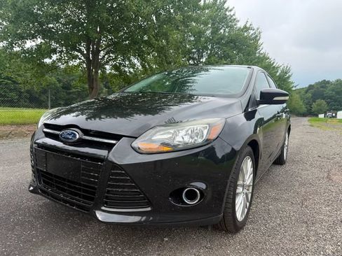 Used 2013 Ford Focus Titanium FWD image 1