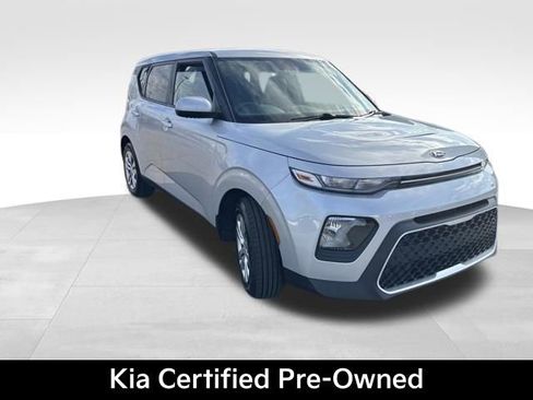 Used 2020 Kia Soul LX image 1