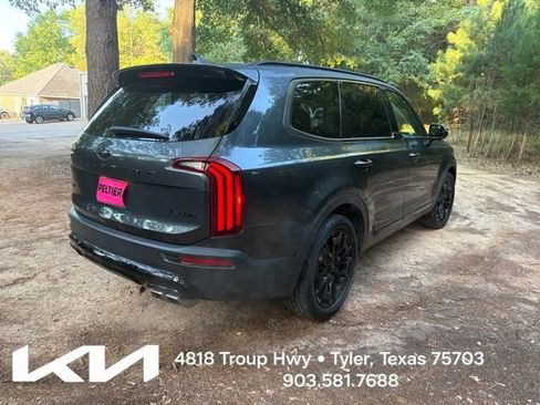 Certified 2021 Kia Telluride EX w/ EX Premium Package AWD/4WD image 11