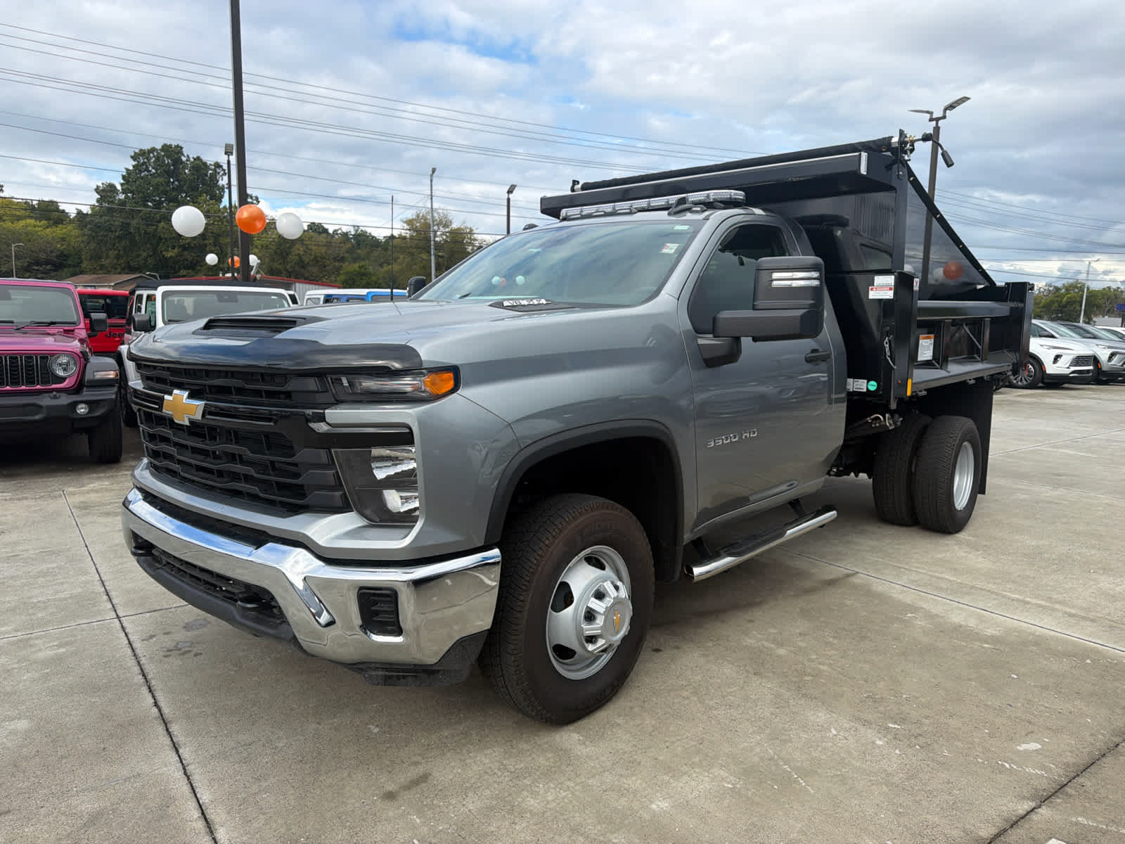 Used 2026 Chevrolet Silverado 3500 W/T AWD/4WD image 4