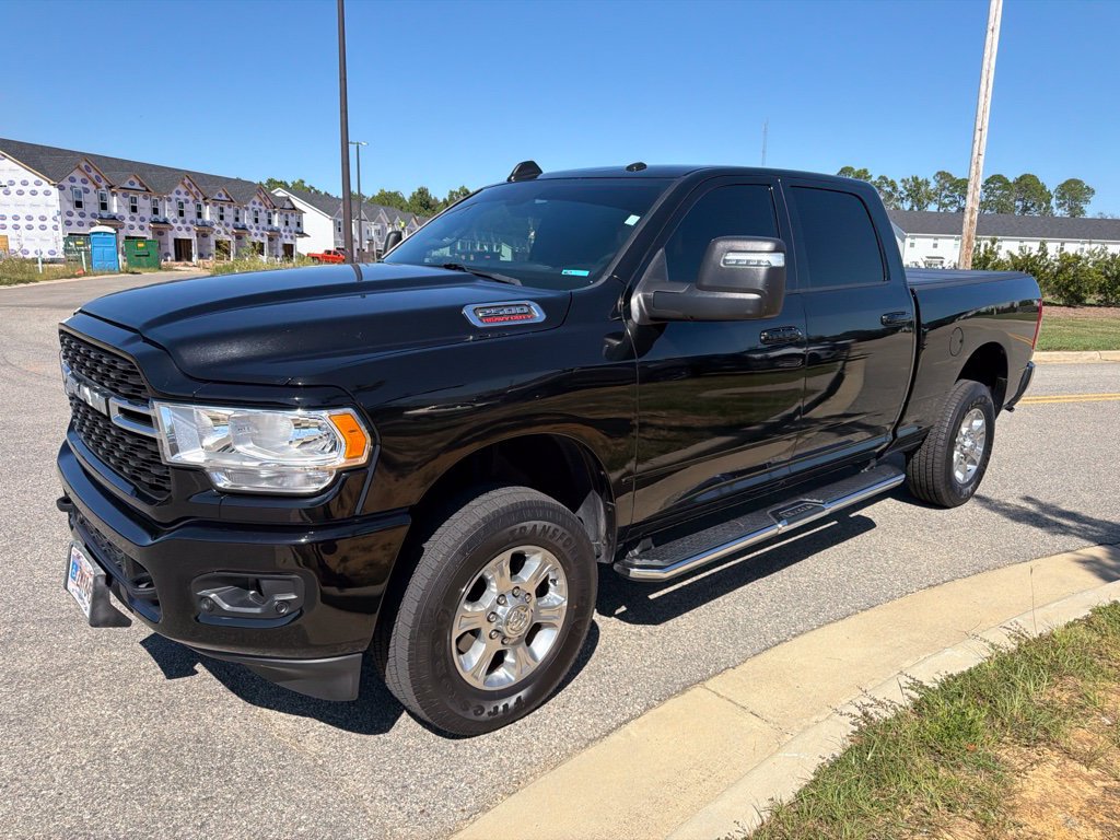 Used 2024 RAM 2500 Big Horn w/ Sport Appearance Package AWD/4WD image 18