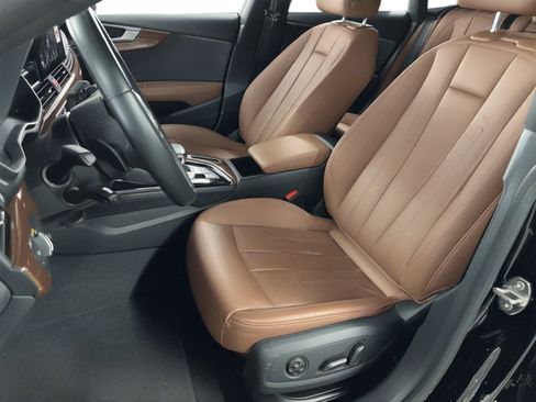 Used 2022 Audi A5 2.0T Premium image 5