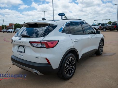 Used 2022 Ford Escape SEL w/ Technology Package FWD image 7