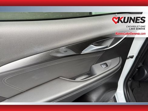 Used 2024 Buick Envision Preferred AWD/4WD image 34