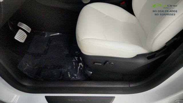 Used 2025 Tesla Model Y Performance AWD/4WD image 48