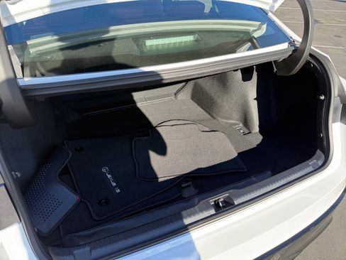 Used 2025 Lexus IS 300 F Sport image 21