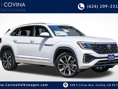 New 2025 Volkswagen Atlas Cross Sport SEL Premium R-Line