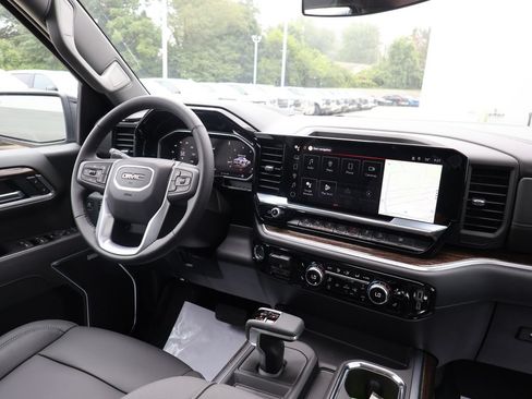 New 2026 GMC Sierra 1500 Elevation w/ Elevation Premium Package AWD/4WD image 31