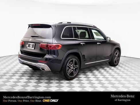 New 2026 Mercedes-Benz GLB 250 4MATIC image 6