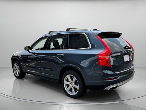 Used 2021 Volvo XC90 T6 Momentum w/ Protection Package Premier AWD/4WD image 3
