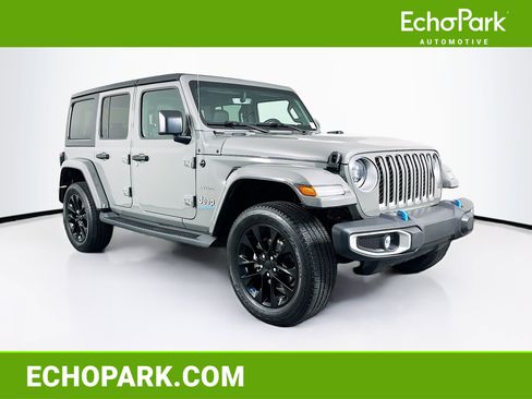 Used 2023 Jeep Wrangler Sahara w/ Cold Weather Group AWD/4WD image 1