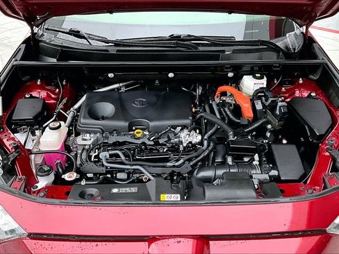Certified 2023 Toyota RAV4 XLE Premium AWD/4WD image 33