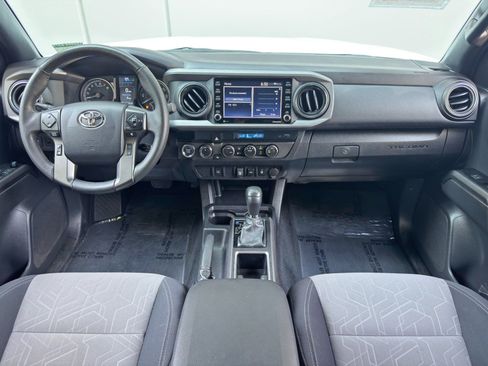 Used 2023 Toyota Tacoma TRD Off-Road w/ Black Out Package (TMS) AWD/4WD image 12