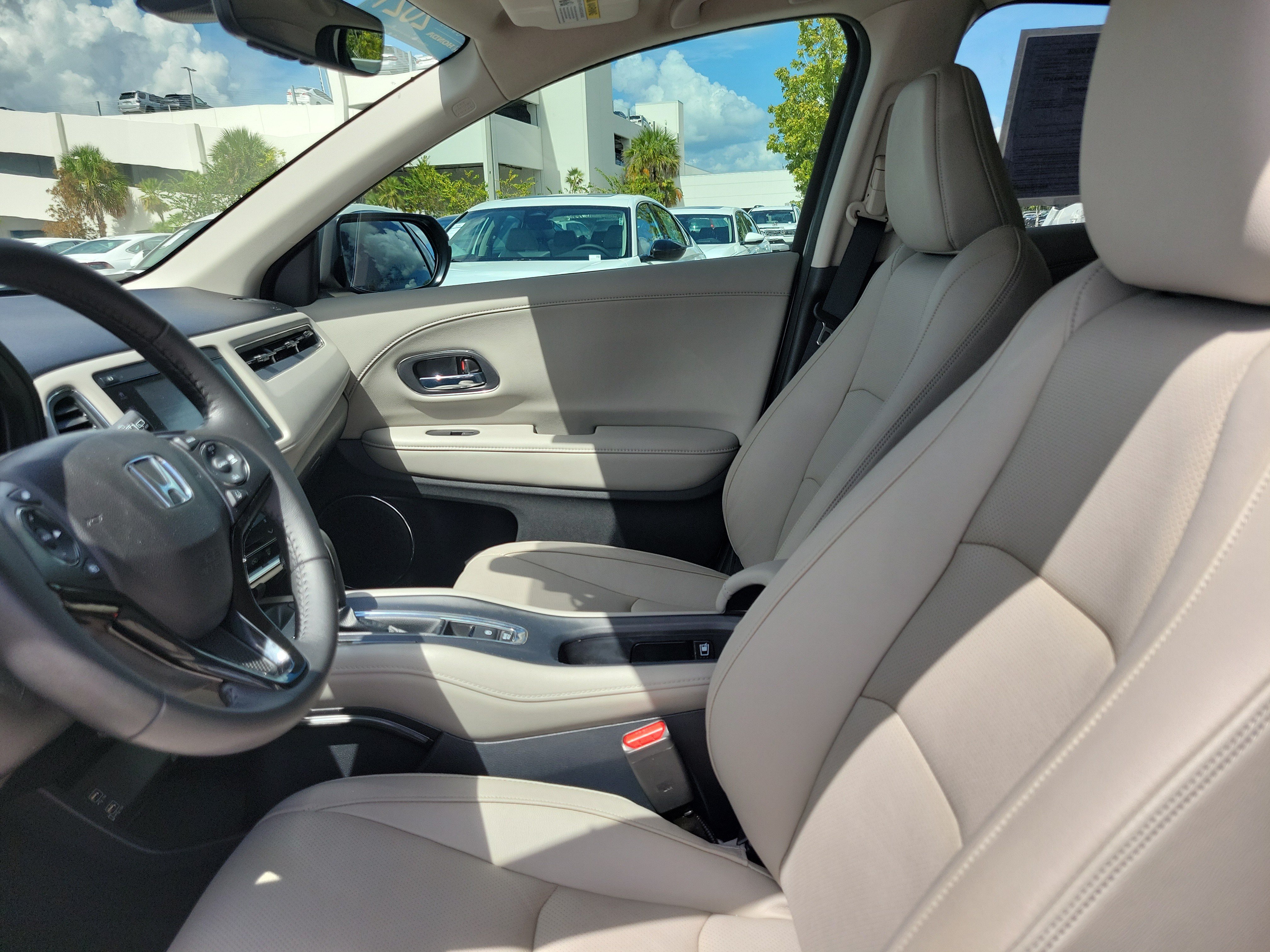 Certified 2021 Honda HR-V EX-L image 25