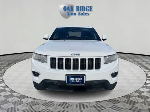Used 2016 Jeep Grand Cherokee Laredo w/ Quick Order Package 23E image 2