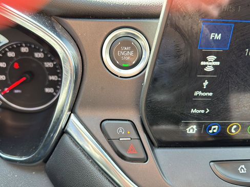 Used 2025 Chevrolet Blazer LT image 19