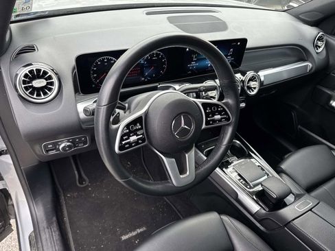 Used 2020 Mercedes-Benz GLB 250 image 18