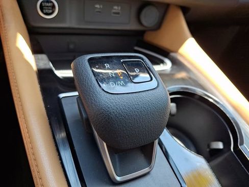 Used 2023 Nissan Rogue Platinum FWD image 16