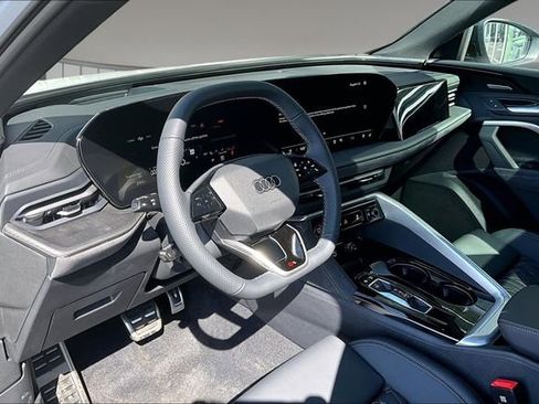 New 2025 Audi SQ5 Premium Plus image 6