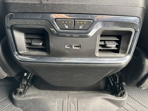 Used 2024 Chevrolet Silverado 2500 High Country image 10