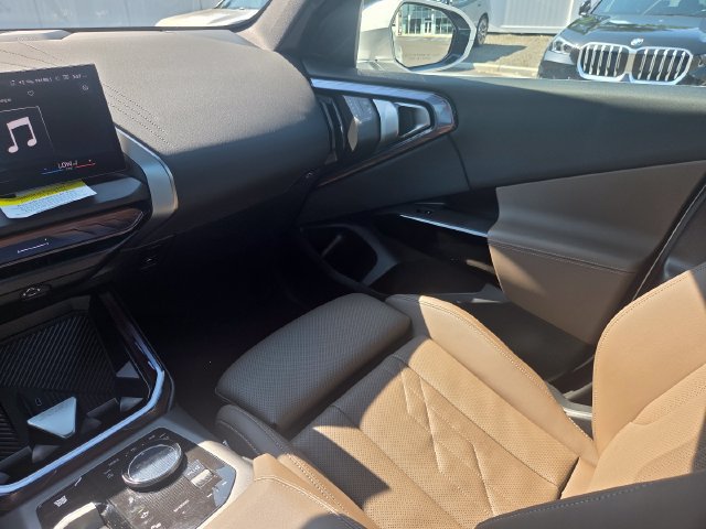 Used 2026 BMW X3 xDrive30i w/ Convenience Package AWD/4WD image 16