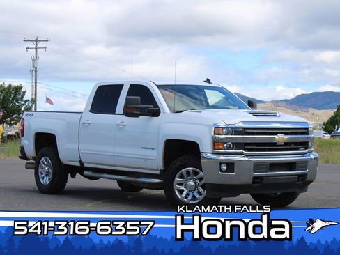 Used 2019 Chevrolet Silverado 2500 LT AWD/4WD image 1
