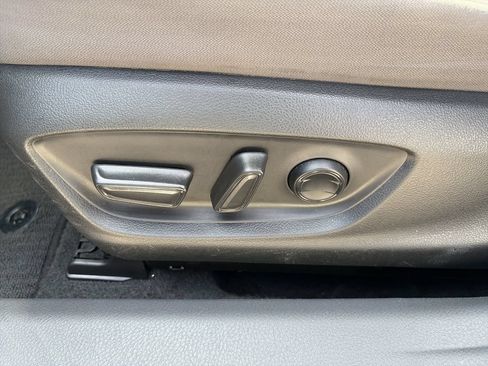 Used 2022 Toyota Camry LE FWD image 15