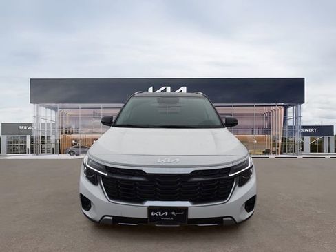 New 2026 Kia Seltos S FWD image 9