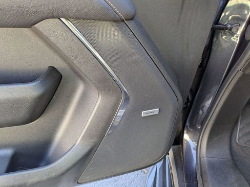 Used 2023 Chevrolet Suburban Premier image 14