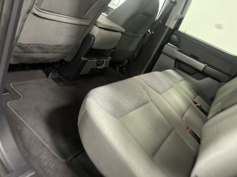 Used 2025 Ford F150 XLT w/ Equipment Group 301A Standard image 17