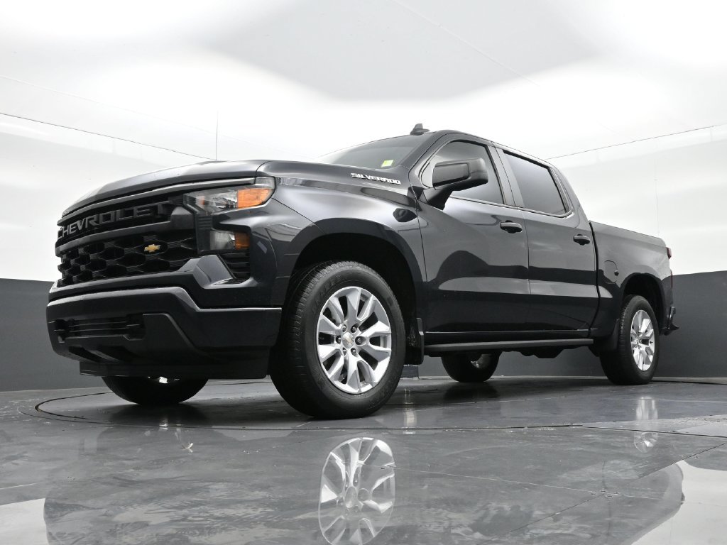 Used 2022 Chevrolet Silverado 1500 Custom RWD image 27