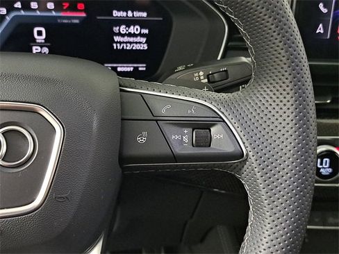 Used 2023 Audi S4 Premium Plus image 25