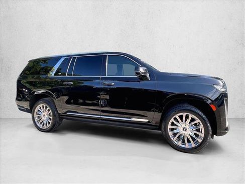 Used 2021 Cadillac Escalade ESV Premium Luxury w/ Driver Assist Tech Package AWD/4WD image 5