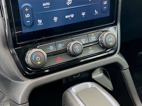 New 2026 Ford Ranger Lariat w/ FX4 Off-Road Package AWD/4WD image 9