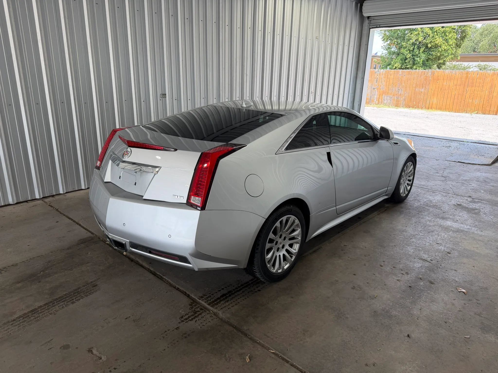 Used 2014 Cadillac CTS Coupe RWD image 5