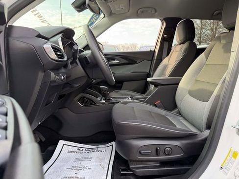 Certified 2023 Chevrolet TrailBlazer LT w/ Convenience Package image 12