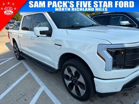 Used 2023 Ford F150 Lightning Platinum AWD/4WD image 2