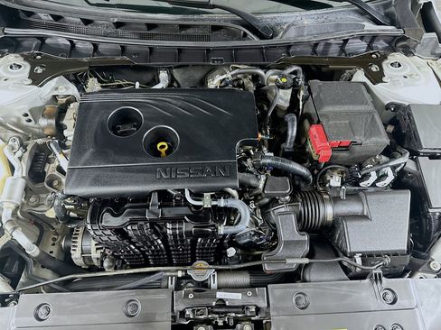 Used 2019 Nissan Altima 2.5 SR w/ SR Premium Package image 31