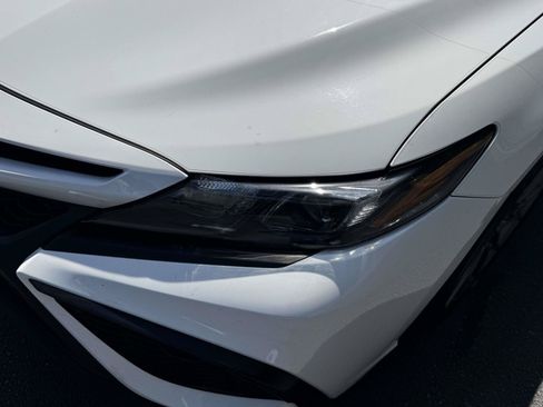 Used 2023 Toyota Camry SE AWD/4WD image 9