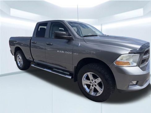 Used 2012 RAM 1500 Express image 2