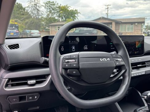 Used 2026 Kia K4 FWD image 33