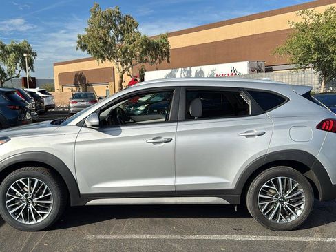 Used 2021 Hyundai Tucson SEL FWD image 3